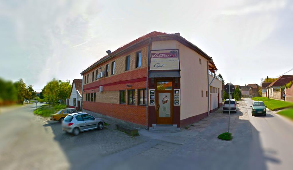 Rooms Gat Subotica Exteriör bild